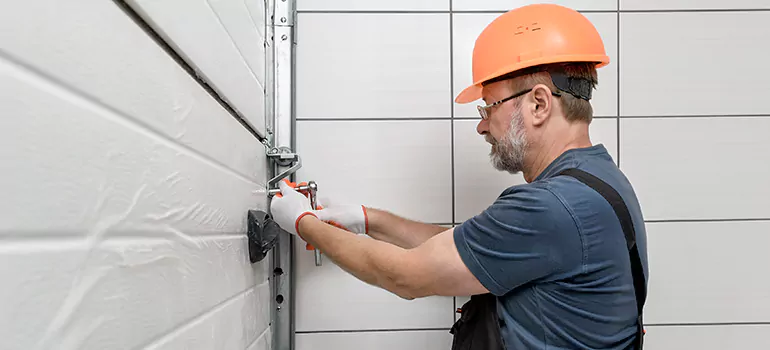Garage Door Repair in Maitland